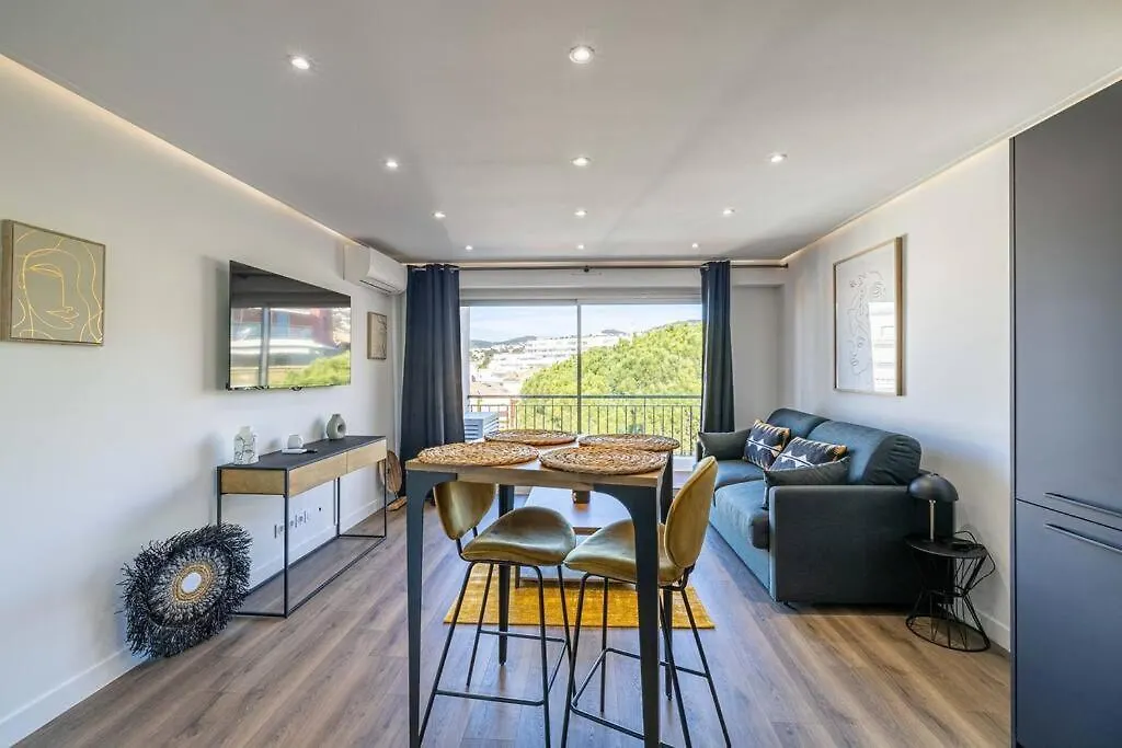 Apartment 8 Merle - Beau Studio Au Centre De Cannes Avec Balcon !