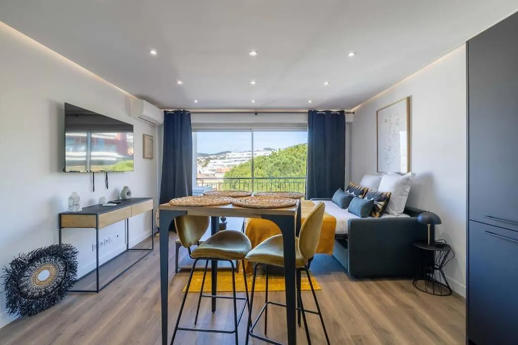 Apartment 8 Merle - Beau Studio Au Centre De Cannes Avec Balcon ! France