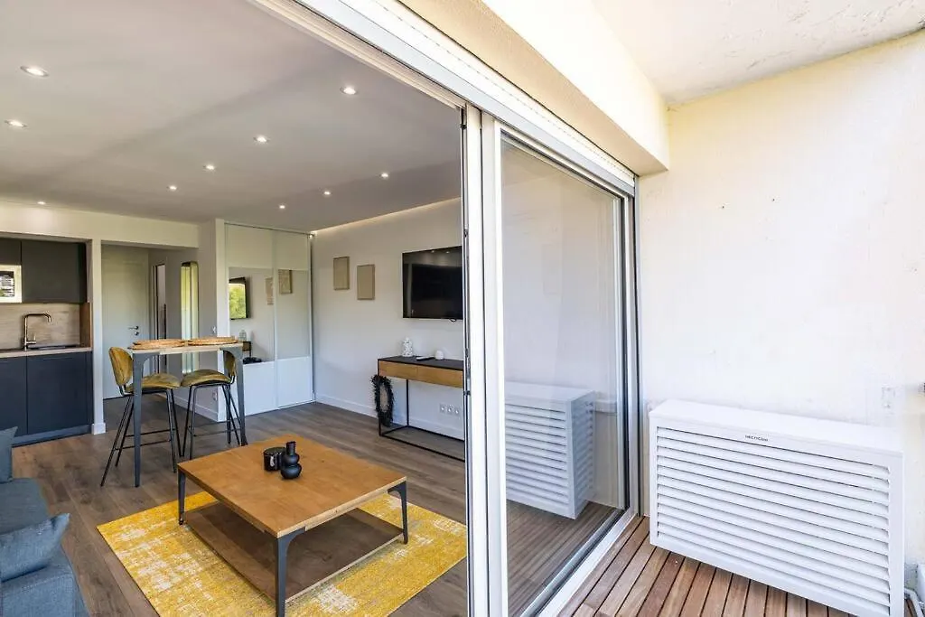 Apartment 8 Merle - Beau Studio Au Centre De Cannes Avec Balcon !