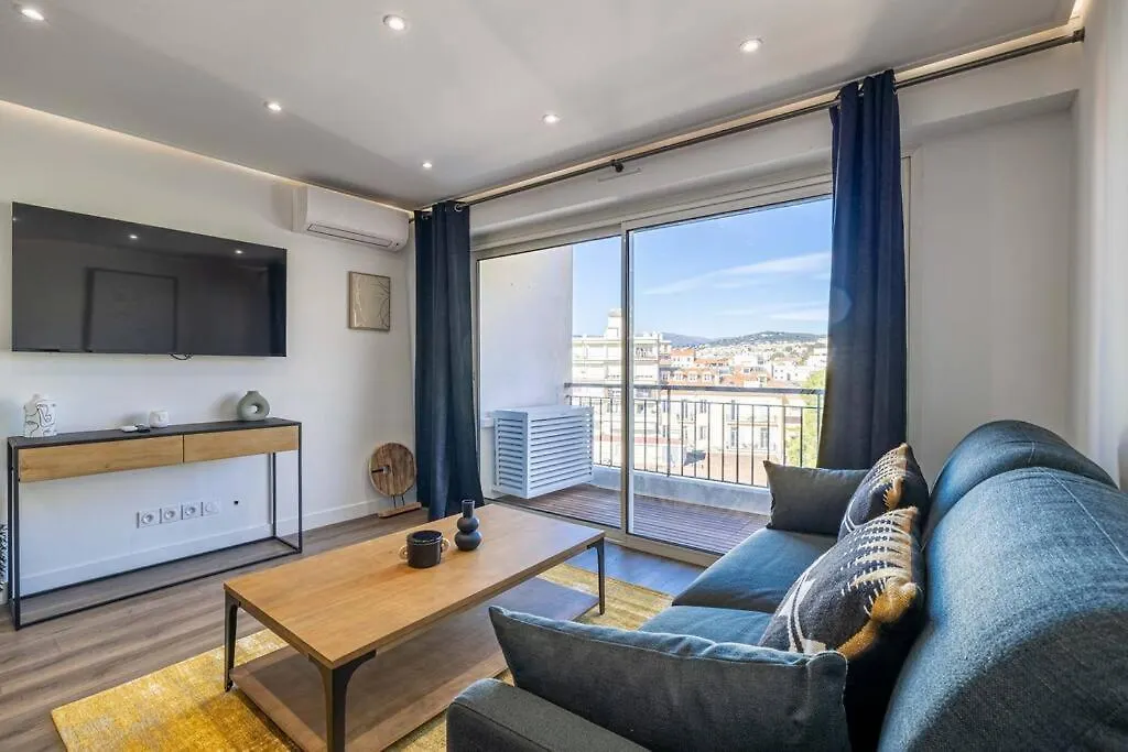 8 Merle - Beau Studio Au Centre De Cannes Avec Balcon ! شقة